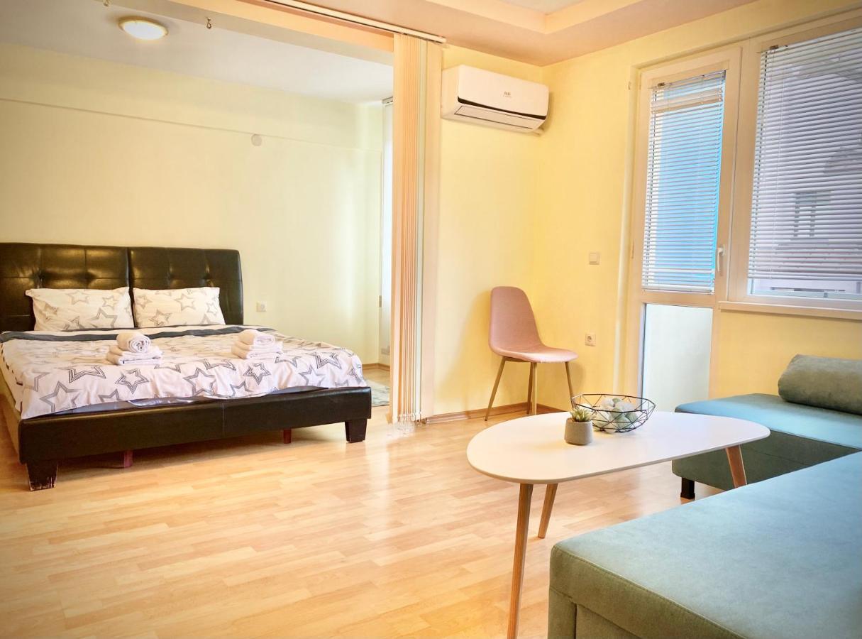Sunny Central Apartment With Tv & Wi-Fi Stara Zagora Ngoại thất bức ảnh